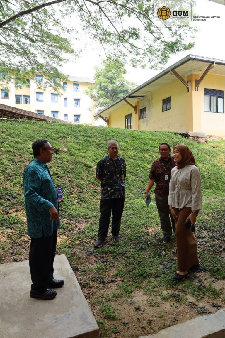 9 - 17 - 26 - Visit Dato Fauzan to Hafsah and Siddiq (3)