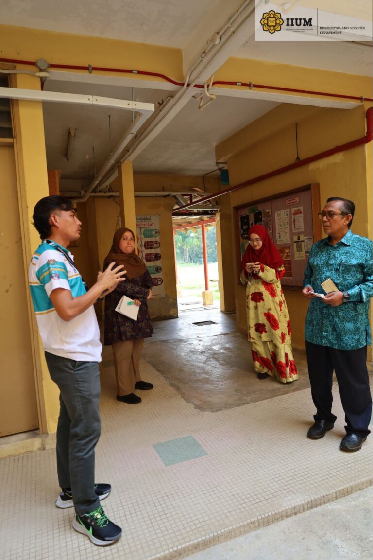 9 - 17 - 26 - Visit Dato Fauzan to Hafsah and Siddiq