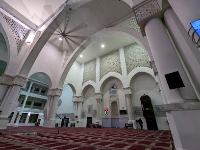 Sultan Haji Ahmad Shah Mosque, IIUM